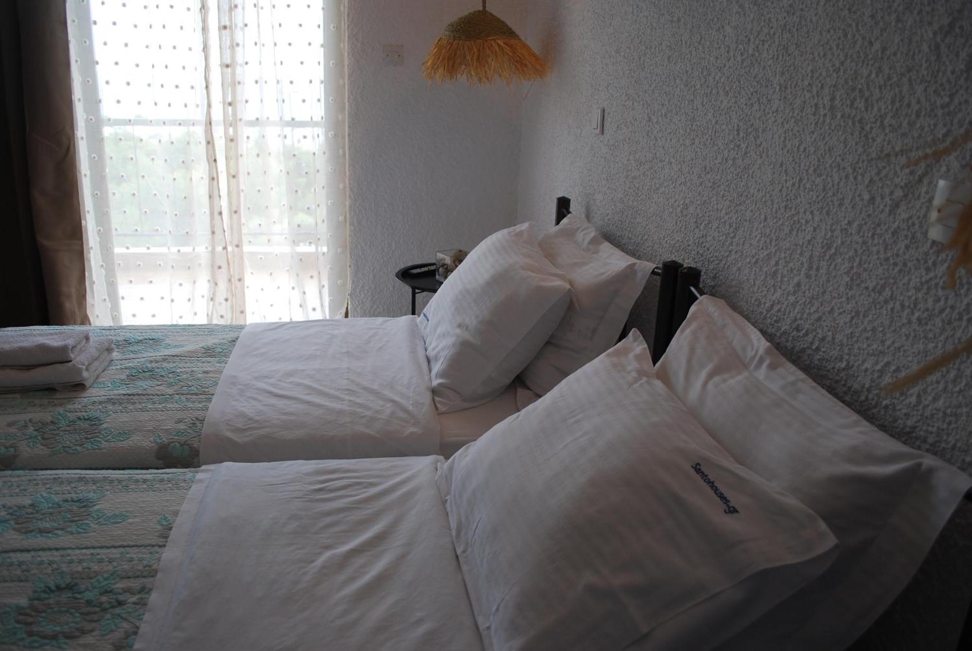 Sunset Rooms Agia Marina  Exterior photo